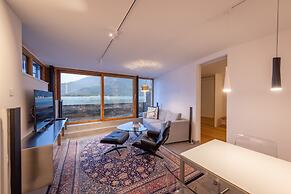 Lakefront Suite 148 by we rent