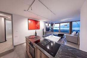 Lakefront Suite 148 by we rent