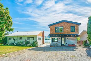 Lake Level Cabin in Oroville