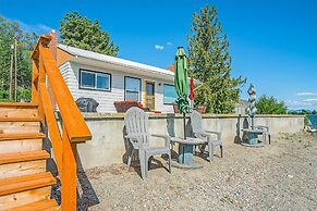 Lake Level Cabin in Oroville