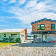 Lake Level Cabin in Oroville
