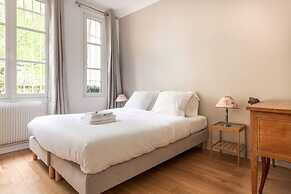 Eiffel Tower Lourmel Residence