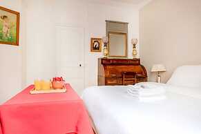 Eiffel Tower Lourmel Residence