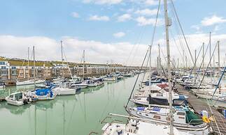 On the Water -waterside Studio With Terrace Overlooking the Harbour