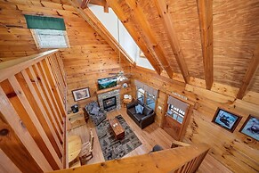 Er299 - Possum Hollow 4 Bedroom Cabin by RedAwning