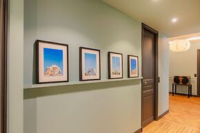 Paris Wagram Design Residence