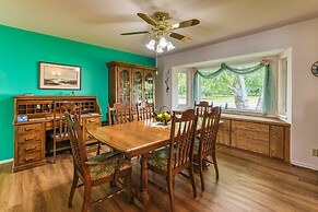 Linger Longer Lakeside Cottage