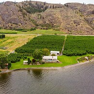 Linger Longer Lakeside Cottage