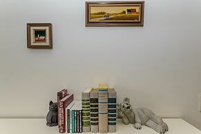 Linger Longer Lakeside Cottage