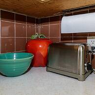 Linger Longer Lakeside Cottage