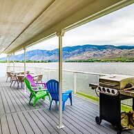 Linger Longer Lakeside Cottage