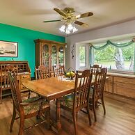 Linger Longer Lakeside Cottage