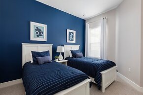 4 BR 4 BA Villa 5min Disneyworld 1804ft BBQ