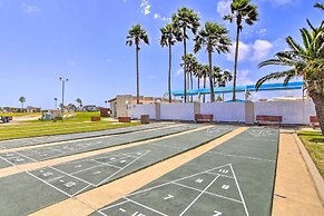 Resort-style Perks & Deck at Port Isabel Home!
