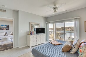 Dine Al Fresco on Balcony: Osage Beach Condo!