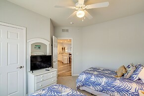 Dine Al Fresco on Balcony: Osage Beach Condo!