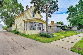 Charming Minneapolis Home w/ Deck, 5 Mi to Central