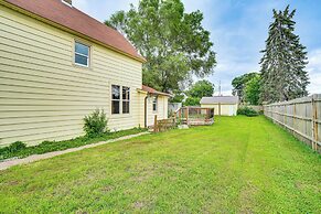 Charming Minneapolis Home w/ Deck, 5 Mi to Central