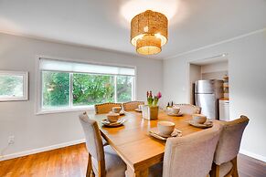 Updated Home: Central Oak Ridge Location