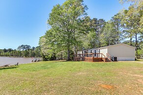 Lakefront Prosperity Home w/ Private Boat Dock