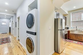 Modern New Haven Condo < 1 Mi to Downtown!