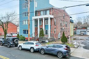 Modern New Haven Condo < 1 Mi to Downtown!