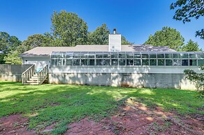 Lakefront Milledgeville Home w/ Private Dock!