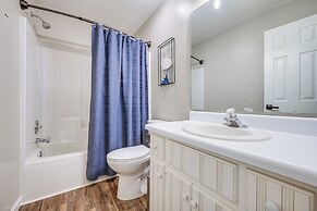 Lakefront Milledgeville Home w/ Private Dock!