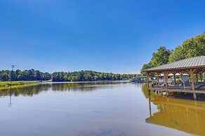 Lakefront Milledgeville Home w/ Private Dock!