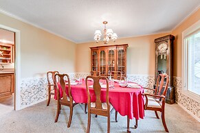 Spacious Mount Pleasant Home w/ Grill & Yard!