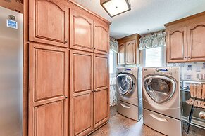 Spacious Mount Pleasant Home w/ Grill & Yard!