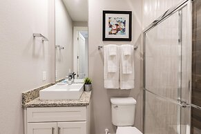 5 BR 6 Full BA Villa 5min Disney BBQ Hot Tub