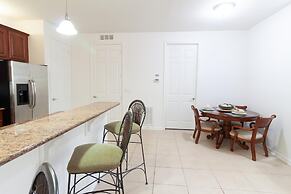 3 Bed 3 BA 5min Universal Spacious 1823ft