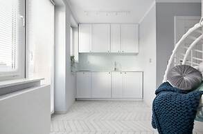 Elite Apartments Luna Studio Bath Balcony Center