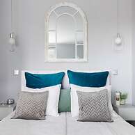 Elite Apartments Luna Studio Bath Balcony Center