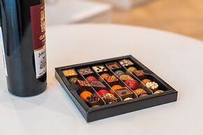 Sky Apartment by Grand Apartments