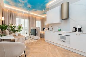 Sky Apartment by Grand Apartments