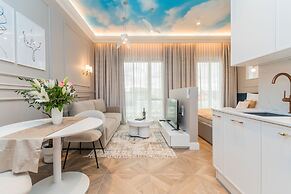 Sky Apartment by Grand Apartments