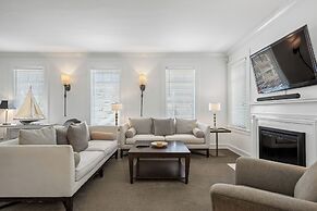 Standish House by BCA Furnished Apts