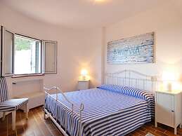 Villa Agapanto - Trullo Anthos con Vista Mare e Giardino Privato