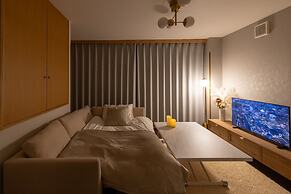 Tsutenkaku Royal House