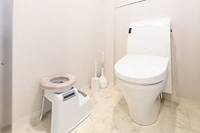 Tsutenkaku Royal House