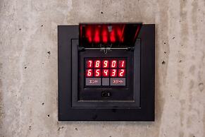 Tsutenkaku Royal House