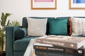 Stylish Block Of Apartments By AV Stays Croydon