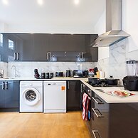 Stylish Block Of Apartments By AV Stays Croydon