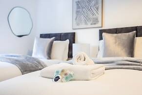 Stylish Block Of Apartments By AV Stays Croydon