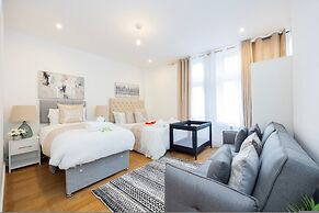 Stylish Block Of Apartments By AV Stays Croydon