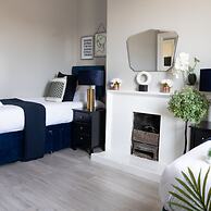 Spacious 2 Bed Apt Sleeps 5 Relocation Kent