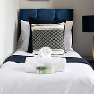 Spacious 2 Bed Apt Sleeps 5 Relocation Kent