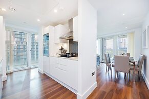 Spacious 3-bed apt Canary Wharf Great View